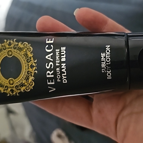 VERSACE  Dylan Blue Perfume Set - Picture 7 of 8